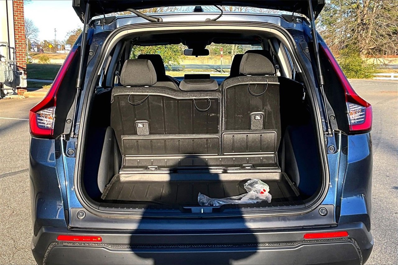 Used 2025 Honda CR-V EX image 24
