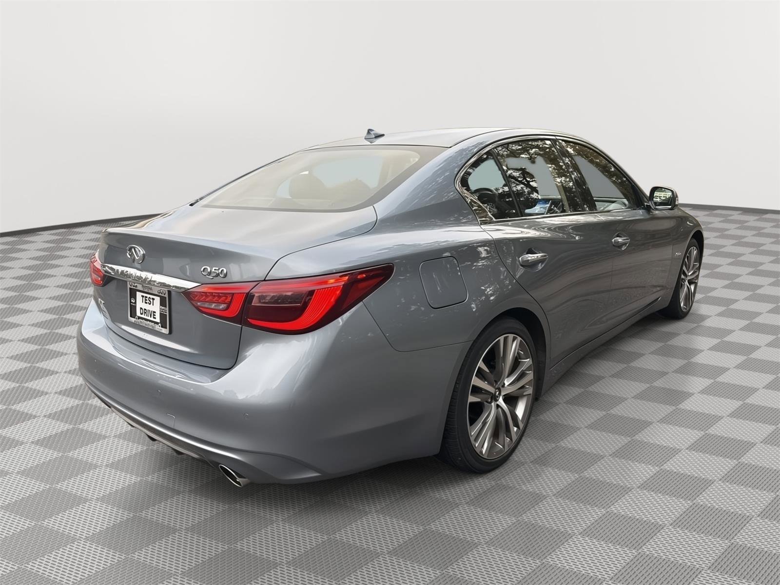 Used 2018 INFINITI Q50 Luxe image 5
