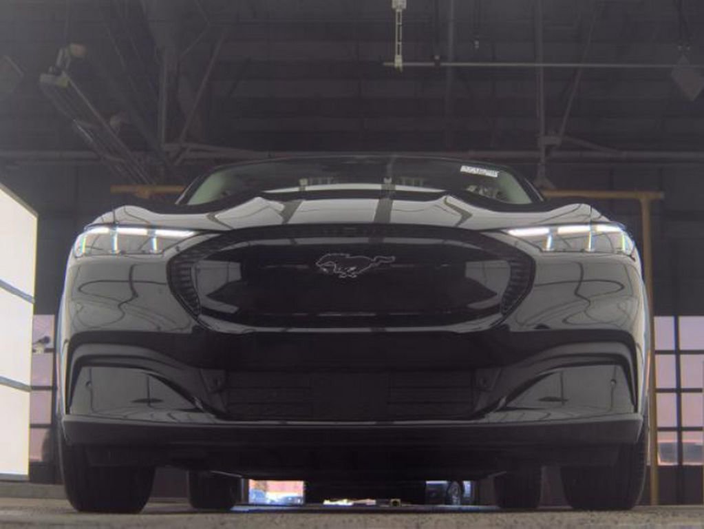 Used 2024 Ford Mustang Mach-E Select image 4