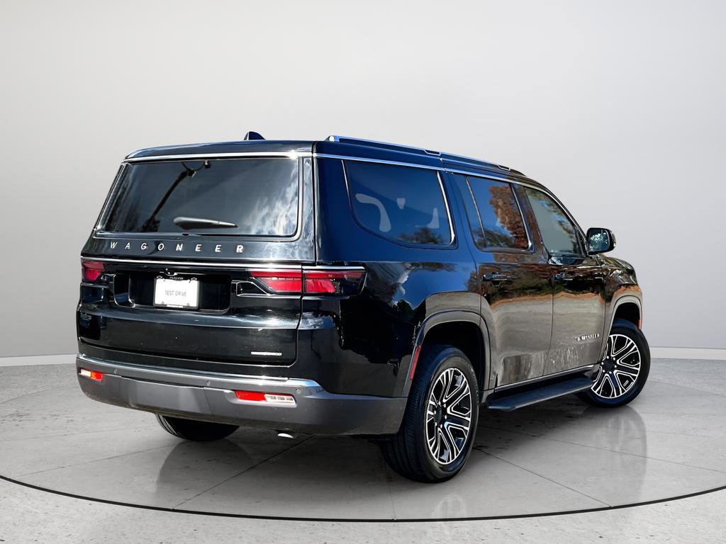 Used 2022 Jeep Wagoneer Series III w/ Flexible Seating Group image 6