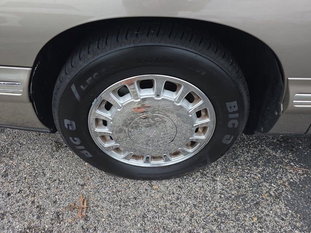 Used 1999 Cadillac De Ville w/ Comfort/Convenience Pkg image 9