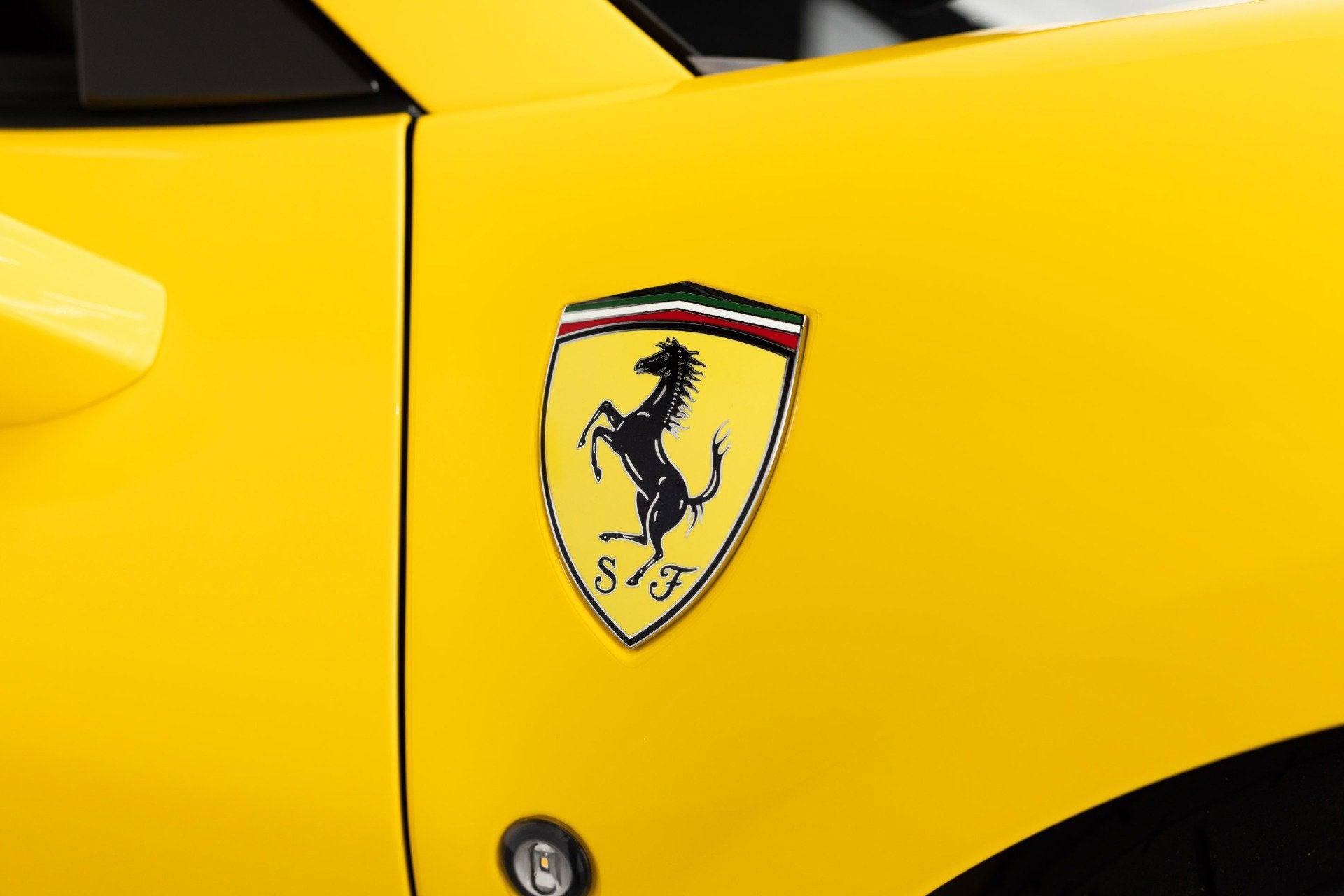 Certified 2021 Ferrari F8 Tributo RWD image 36