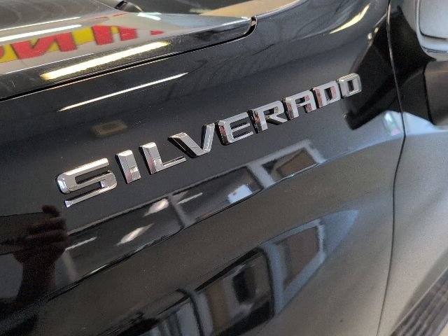 Certified 2022 Chevrolet Silverado 1500 LT AWD/4WD image 8