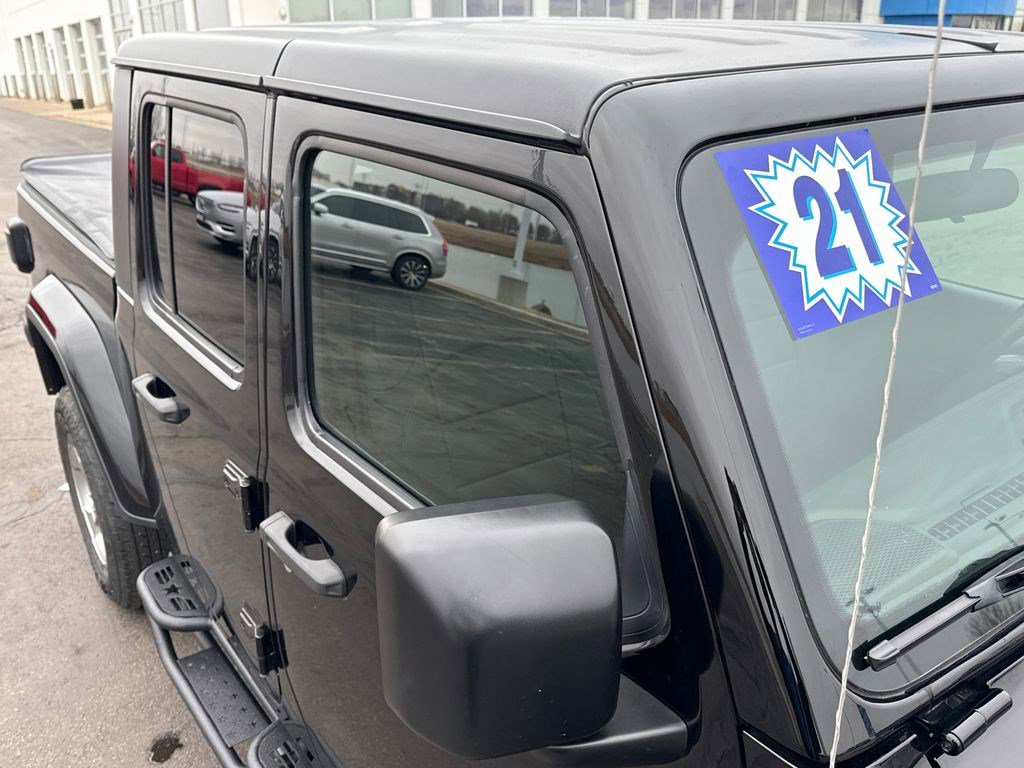 Used 2021 Jeep Gladiator Sport image 14