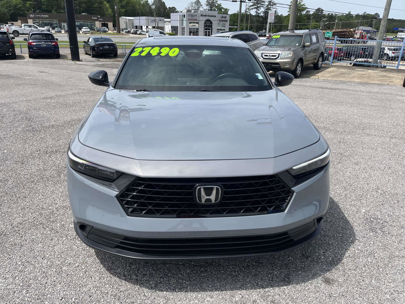Used 2023 Honda Accord Sport image 2