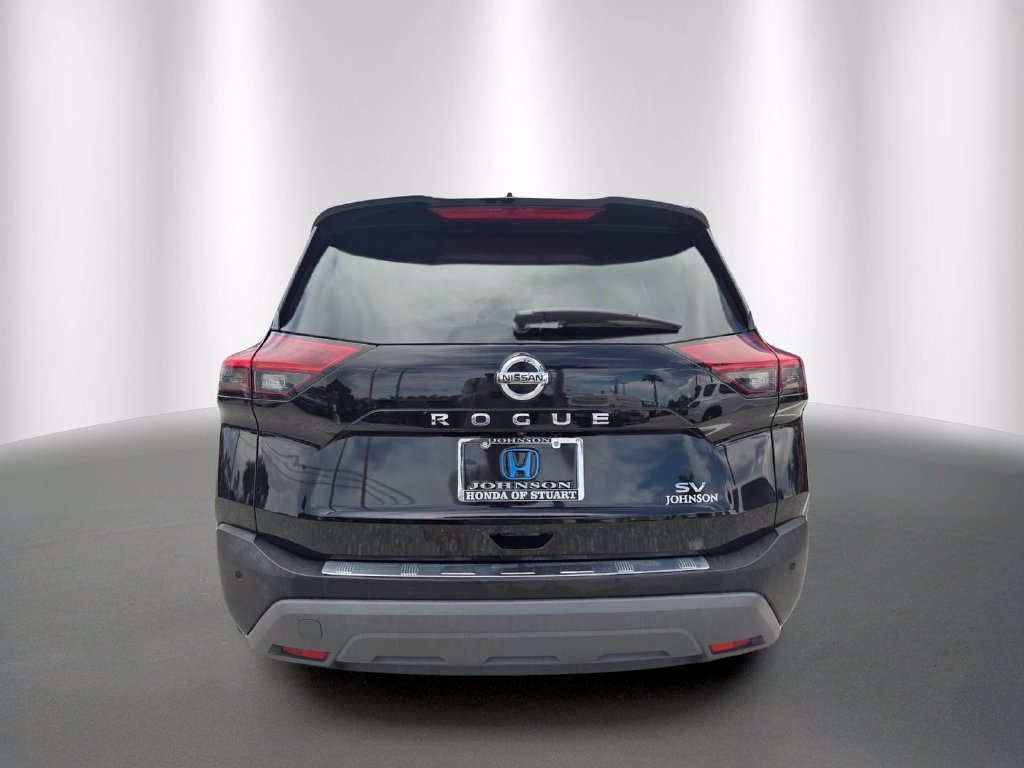 Used 2021 Nissan Rogue SV FWD image 4