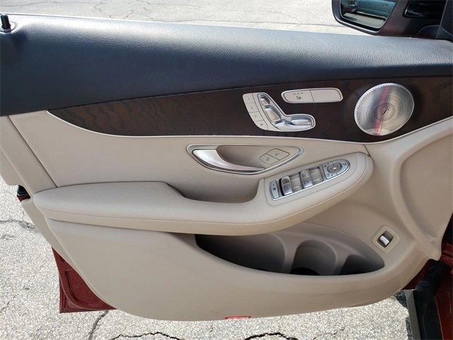 Certified 2020 Mercedes-Benz GLC 300 4MATIC image 11