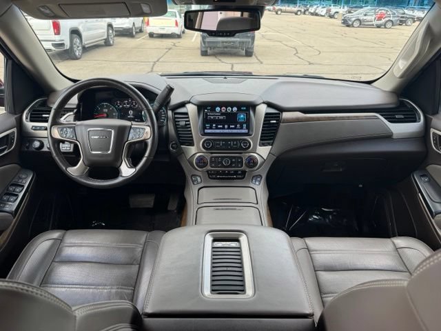 Used 2019 GMC Yukon Denali AWD/4WD image 12
