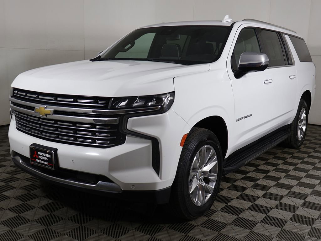 Used 2023 Chevrolet Suburban Premier AWD/4WD image 11