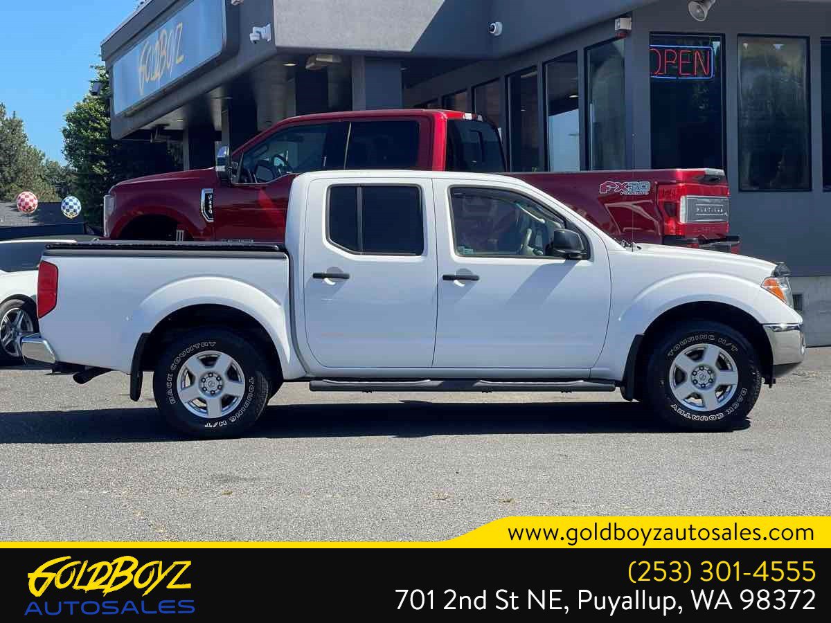 Used 2007 Nissan Frontier SE w/ SE Value Truck Pkg AWD/4WD image 3