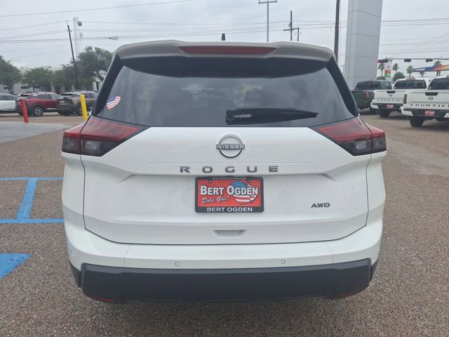 Certified 2025 Nissan Rogue S AWD/4WD image 5