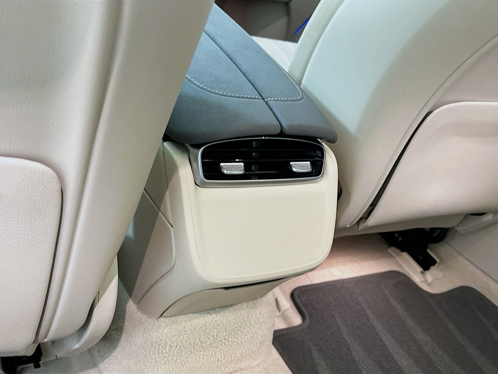Used 2023 Mercedes-Benz EQS 450+ Sedan image 29