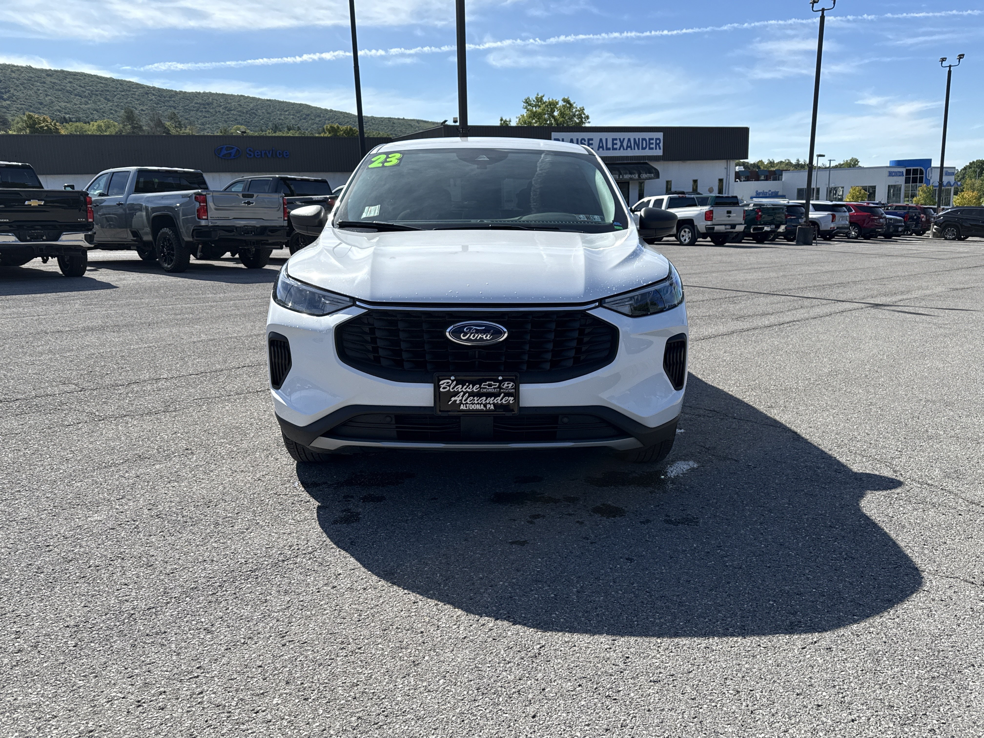 Used 2023 Ford Escape Active AWD/4WD image 9
