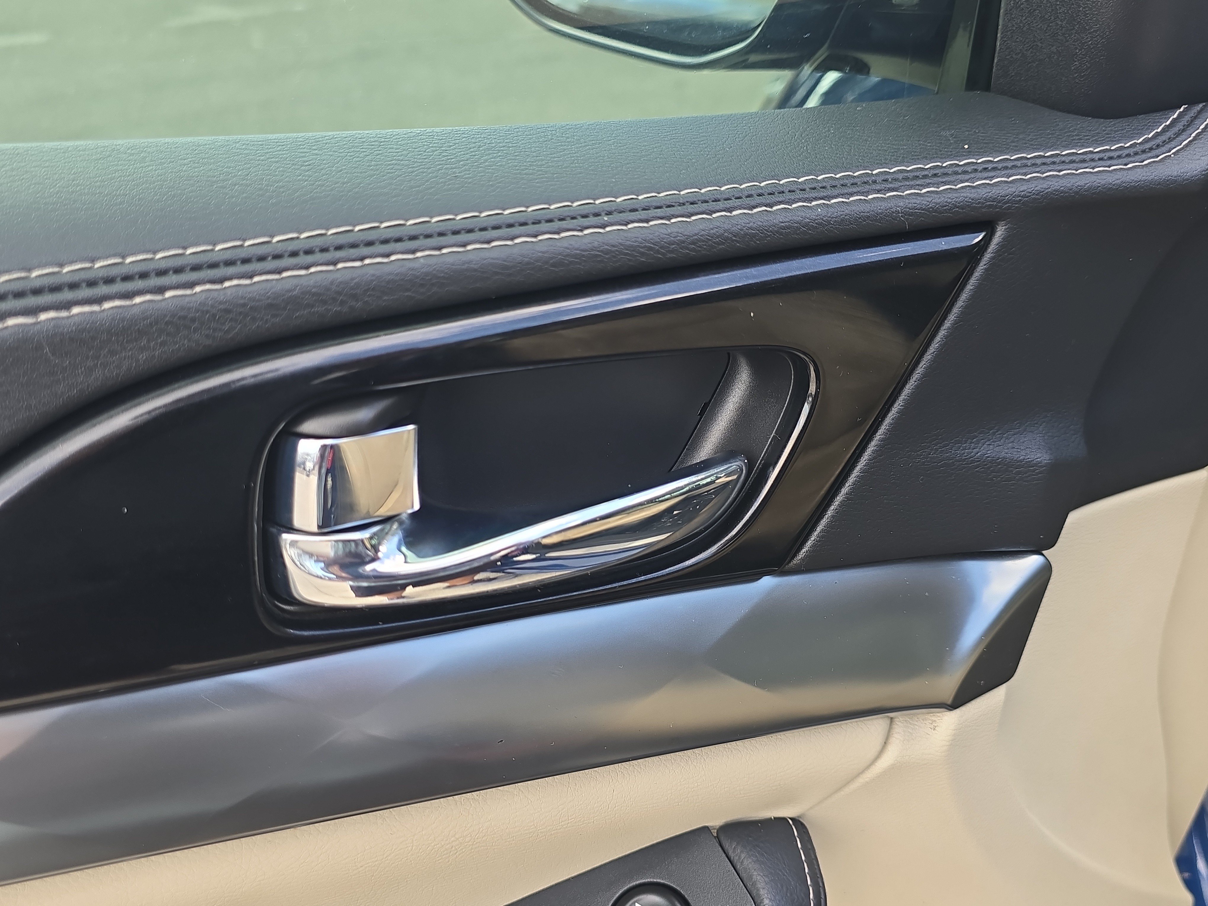 Used 2020 Nissan Maxima 3.5 SV w/ Floor Mat Group FWD image 18