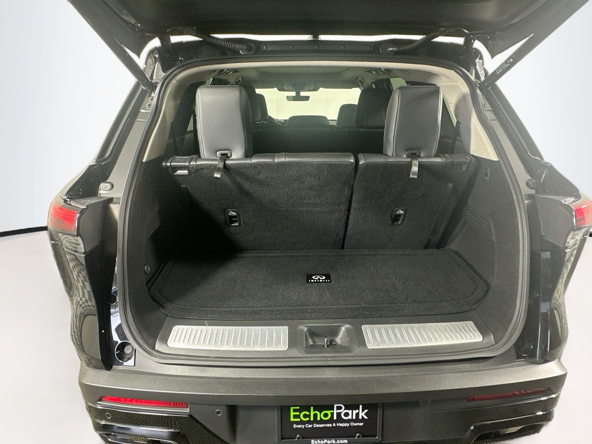 Used 2023 INFINITI QX60 Pure AWD/4WD image 29