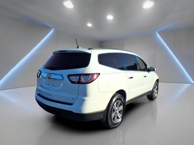 Used 2017 Chevrolet Traverse LT FWD image 3