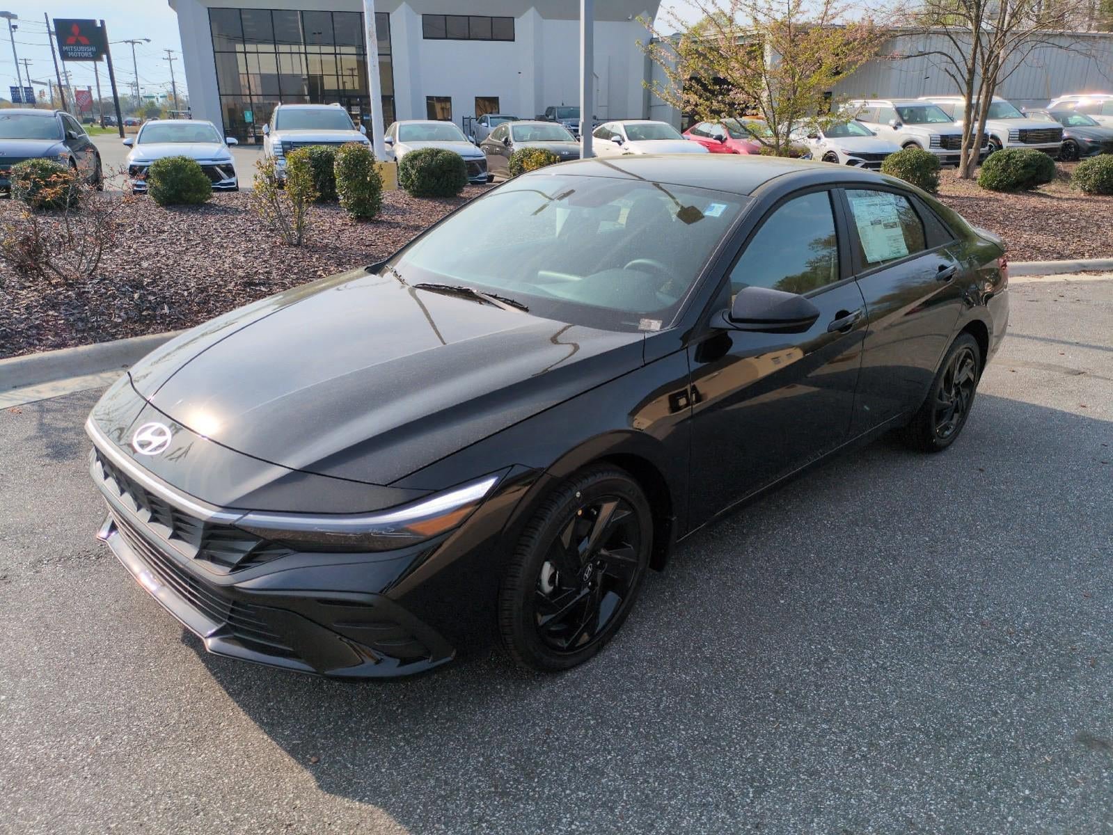New 2026 Hyundai Elantra Sport FWD image 38