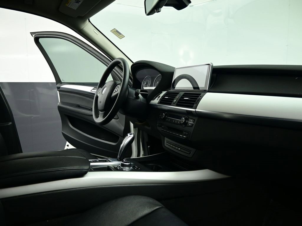 Used 2012 BMW X5 xDrive35i image 32