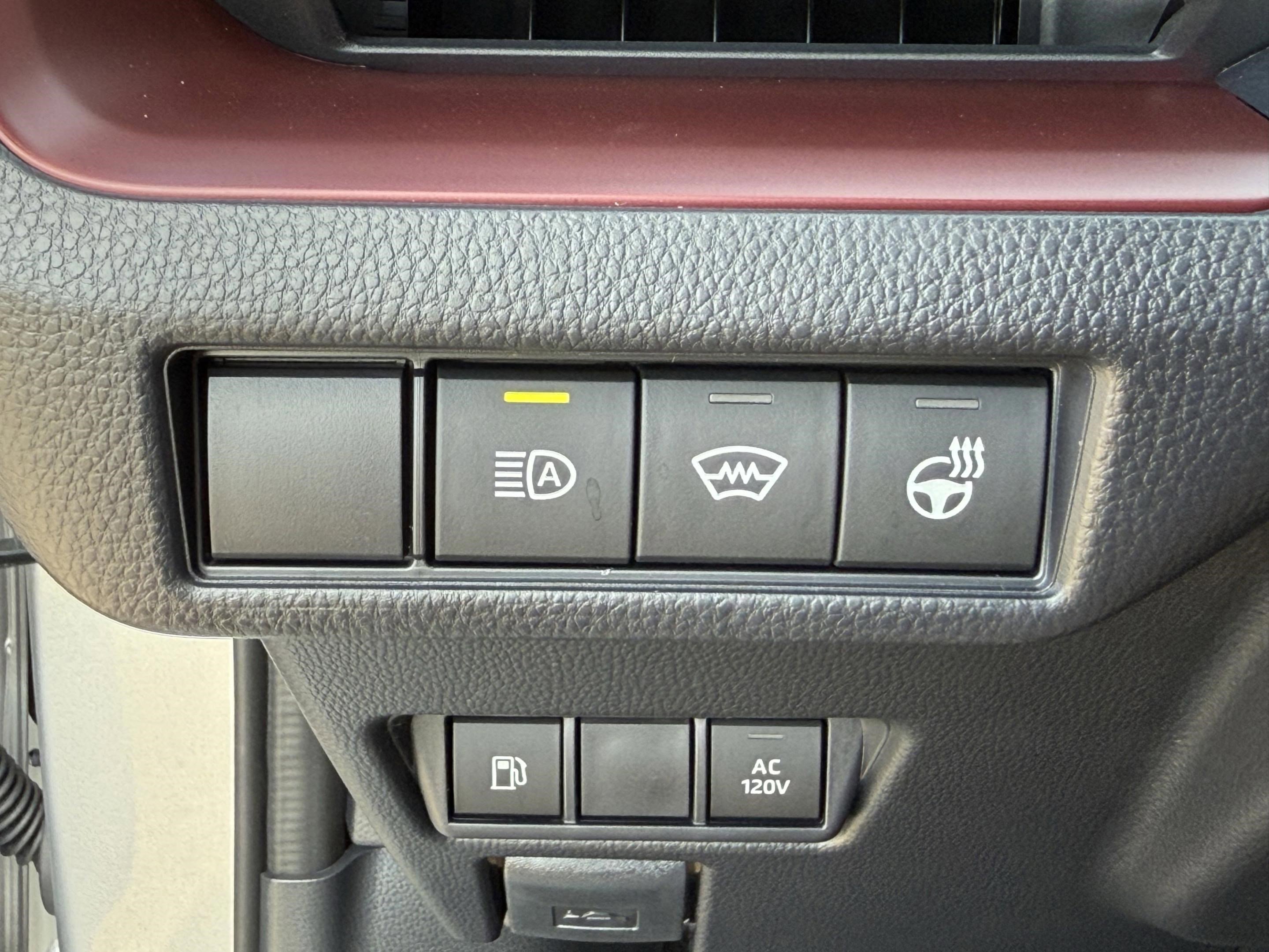 New 2026 Toyota Prius Plug-In Hybrid image 18