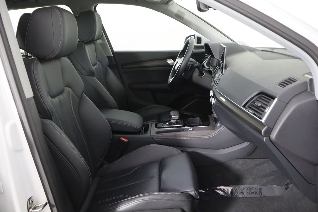 Used 2024 Audi Q5 2.0T Premium Plus image 18