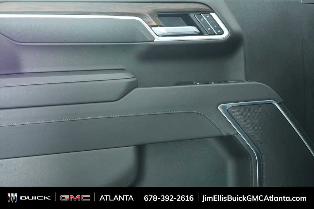 Used 2025 GMC Sierra 1500 SLT image 6