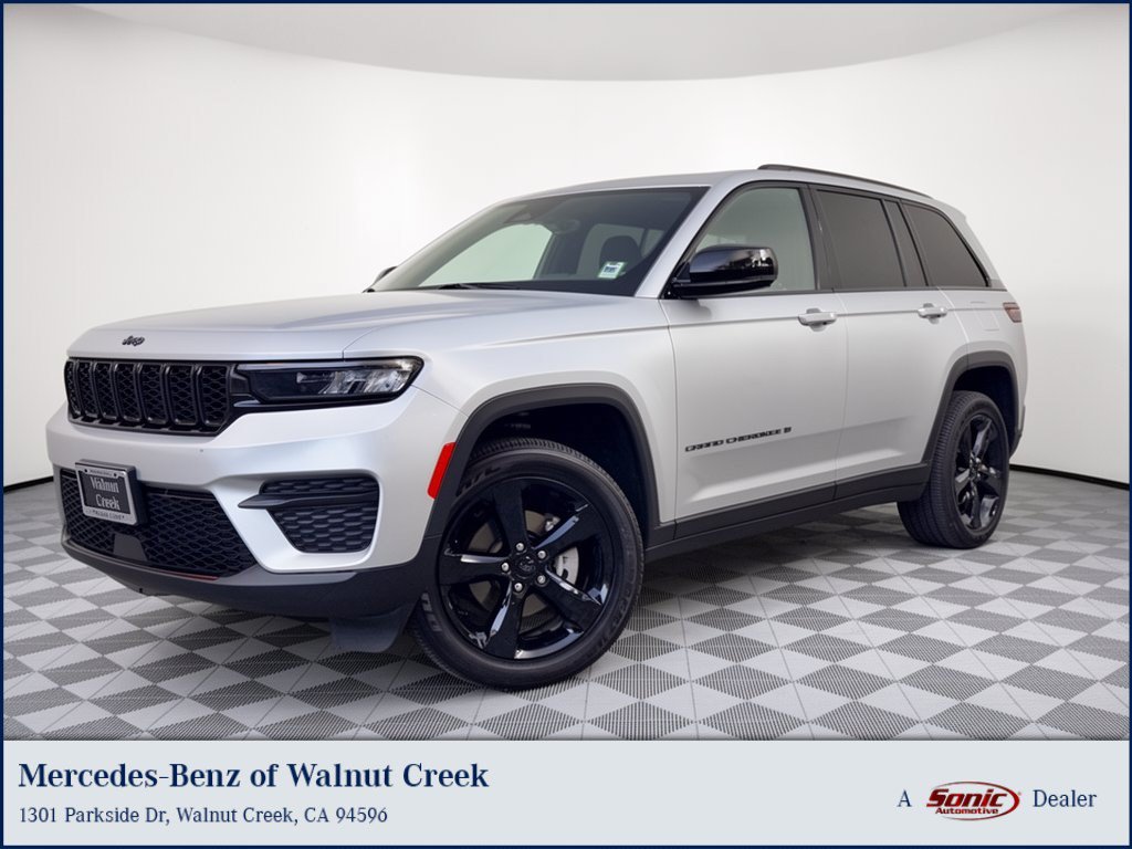 Used 2024 Jeep Grand Cherokee Altitude