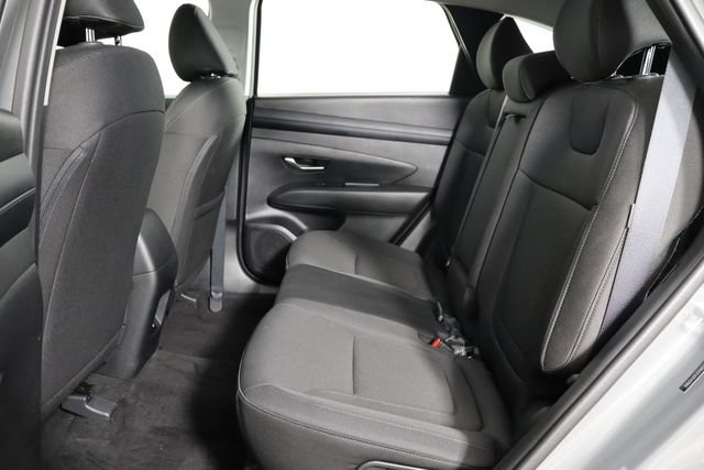 Used 2025 Hyundai Tucson SE FWD image 16