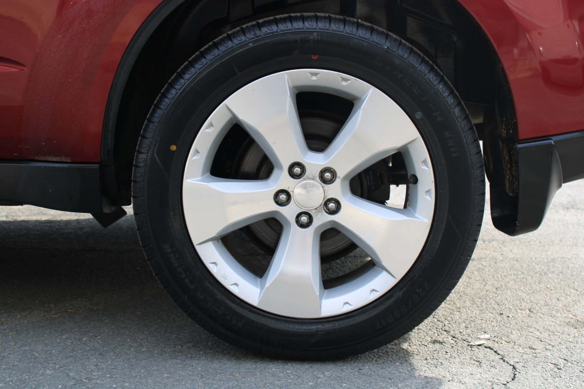 Used 2010 Subaru Forester 2.5XT Premium image 29