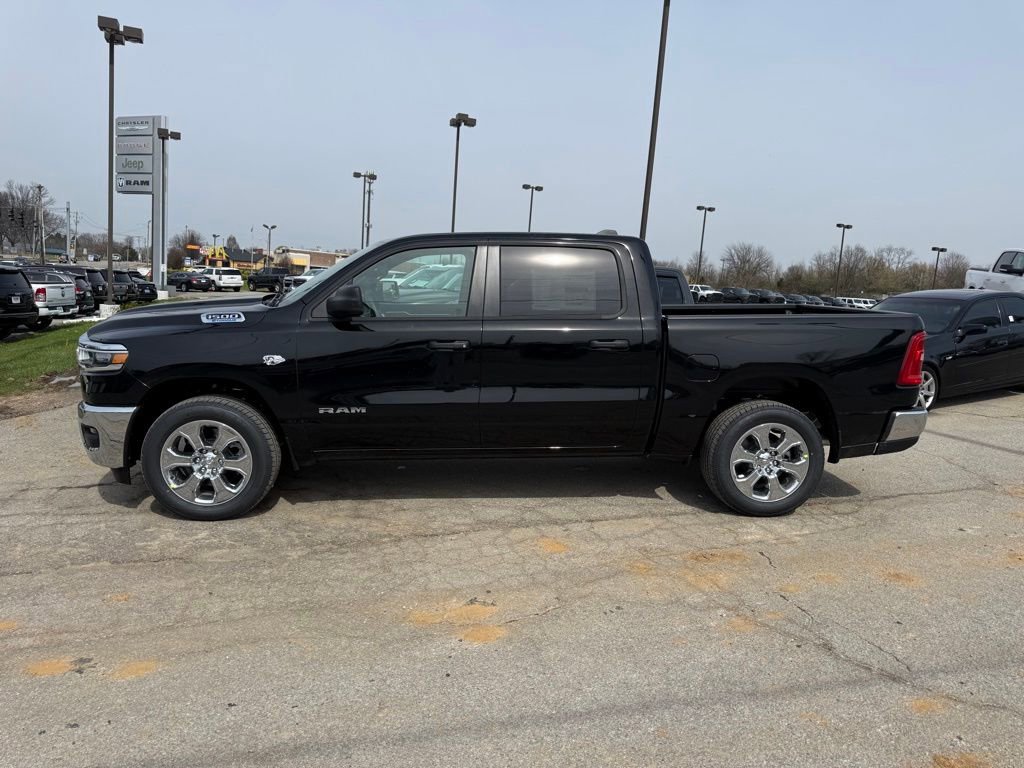 New 2026 RAM 1500 4x4 Crew Cab image 9