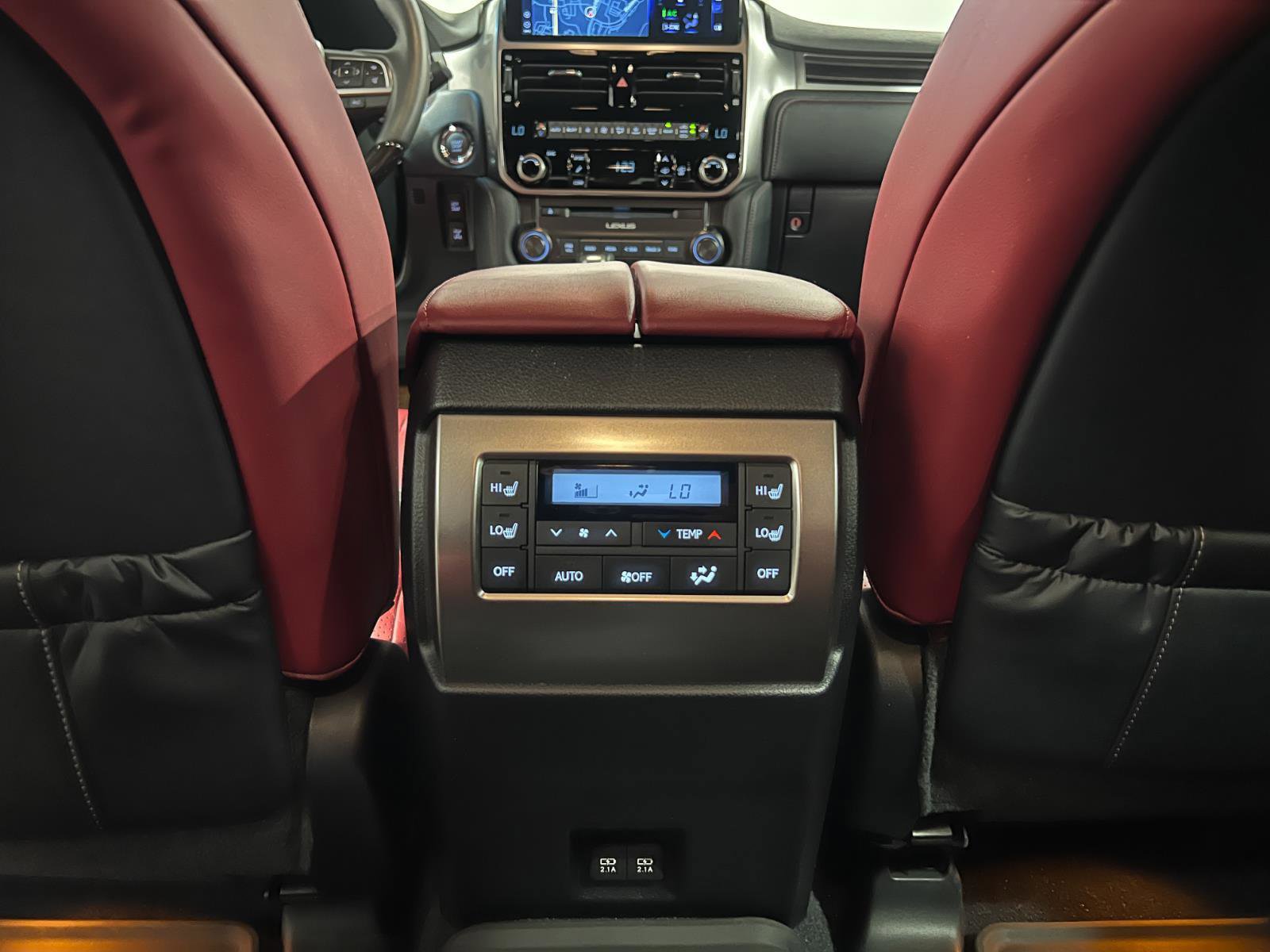 Used 2023 Lexus GX 460 Luxury w/ Sport Design Package AWD/4WD image 31