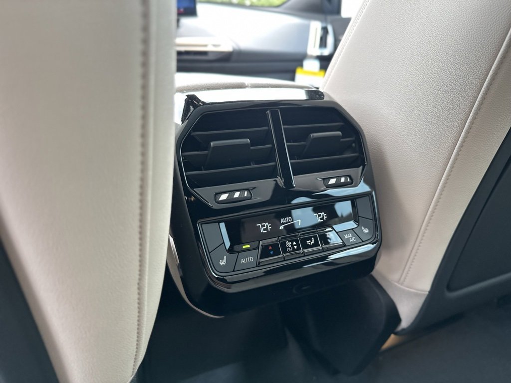 New 2026 BMW iX xDrive60 image 23