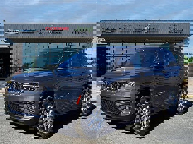 New 2025 Jeep Grand Cherokee Laredo X w/ Luxury Tech Group I