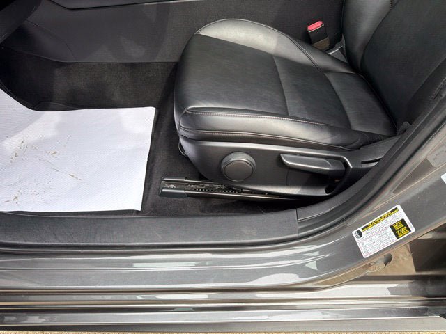 Used 2020 MAZDA MAZDA3 Sedan w/ Select Package FWD image 10