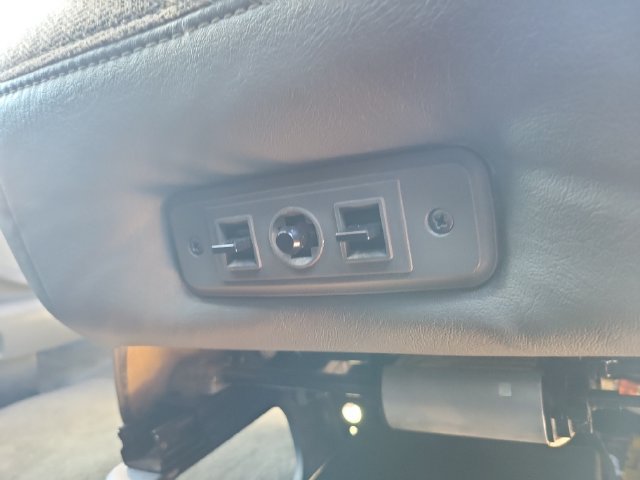 Used 2018 Chevrolet Express 3500 LT w/ LT Preferred Equipment Group RWD image 20