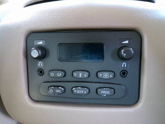 Used 2003 GMC Yukon SLT w/ 1SD Preferred Equipment Group image 11