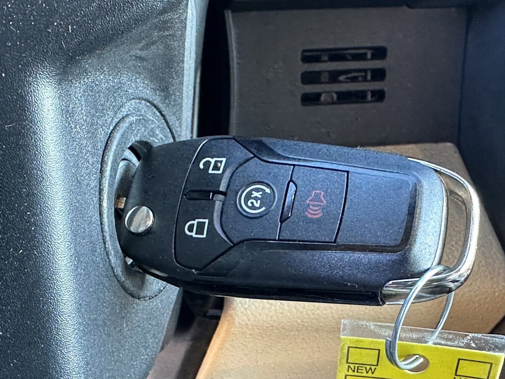 Used 2015 Ford F150 XLT w/ Equipment Group 301A Mid image 33