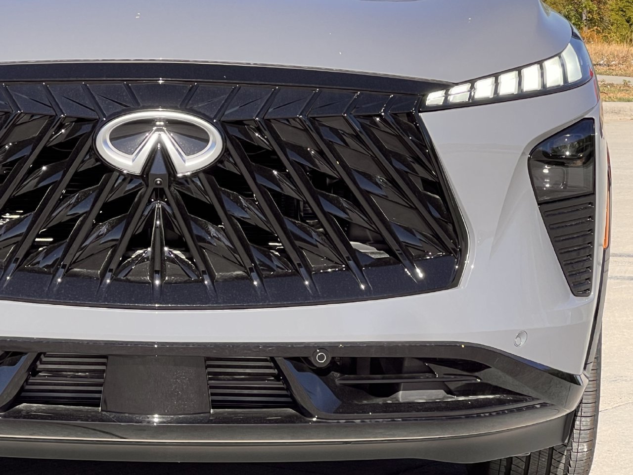 New 2027 INFINITI QX65 Autograph w/ Cargo Package AWD/4WD image 8