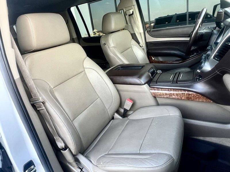 Used 2015 Chevrolet Suburban LTZ image 12