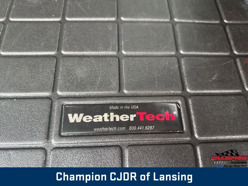 Used 2015 GMC Yukon XL SLT image 14