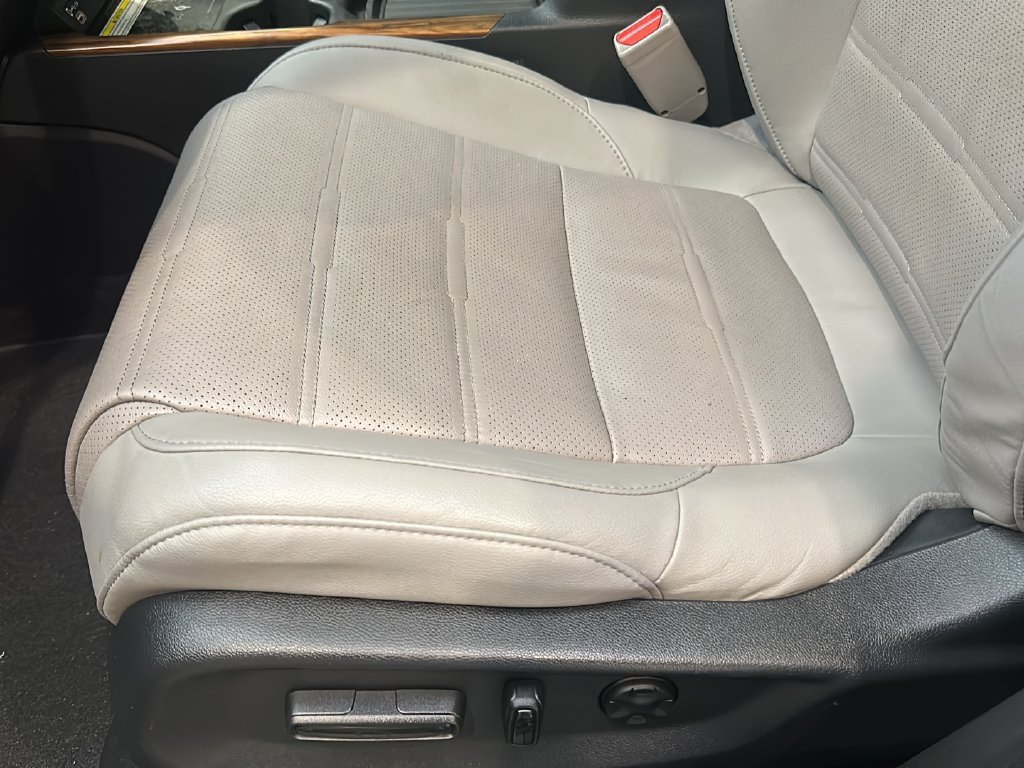 Certified 2020 Honda CR-V Touring image 16