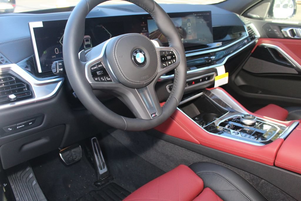 Used 2026 BMW X6 xDrive40i AWD/4WD image 11