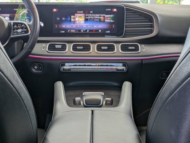 Used 2022 Mercedes-Benz GLE 350 4MATIC w/ Premium Package image 16