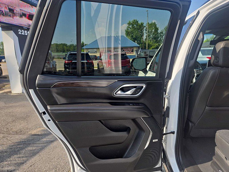 Used 2021 Chevrolet Tahoe Z71 w/ Z71 Off-Road Package image 36