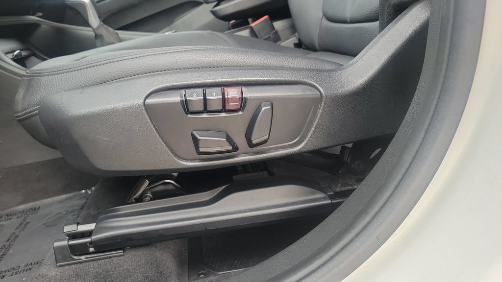 Used 2018 BMW X1 sDrive28i FWD image 16