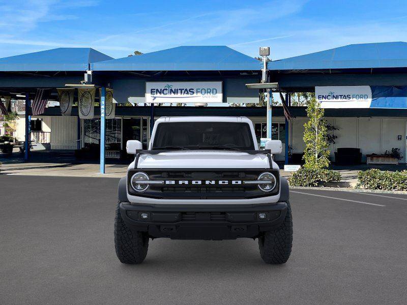 New 2025 Ford Bronco Outer Banks w/ Sasquatch Package AWD/4WD image 6
