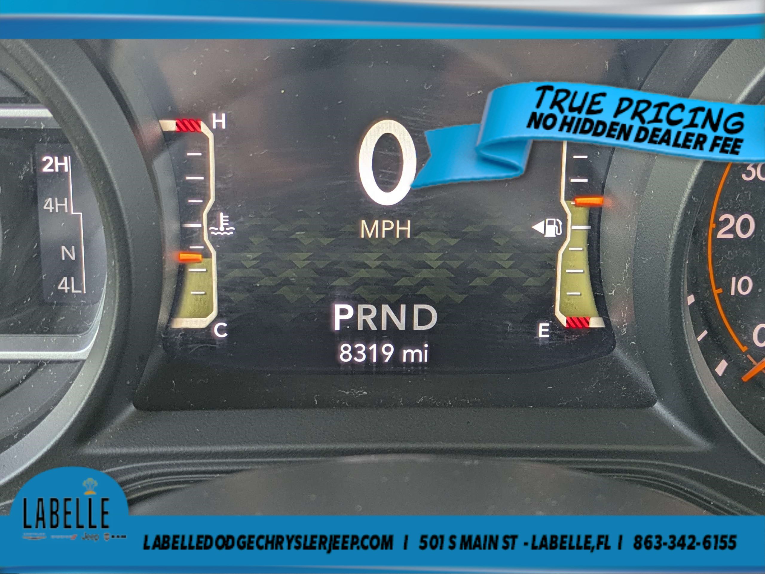 Used 2026 Jeep Wrangler Unlimited Sahara AWD/4WD image 23