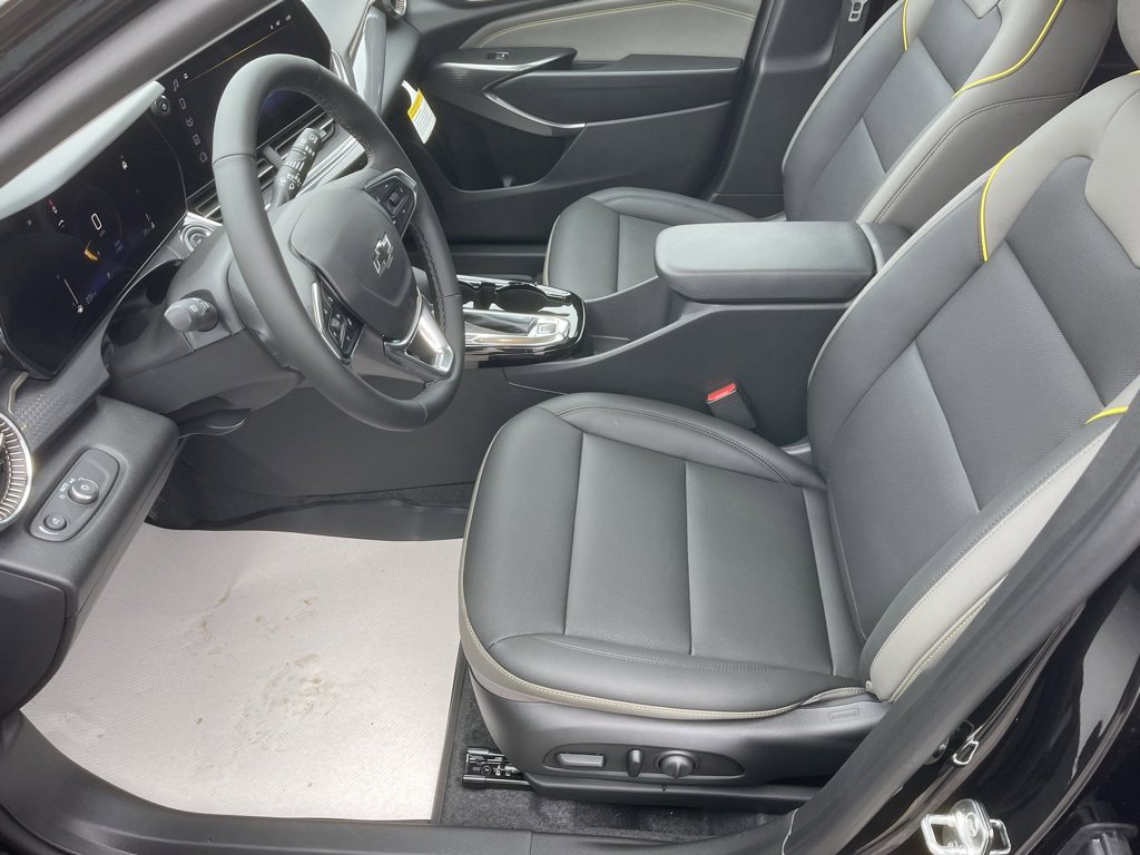 New 2026 Chevrolet Trax ACTIV w/ Sunroof Package image 11