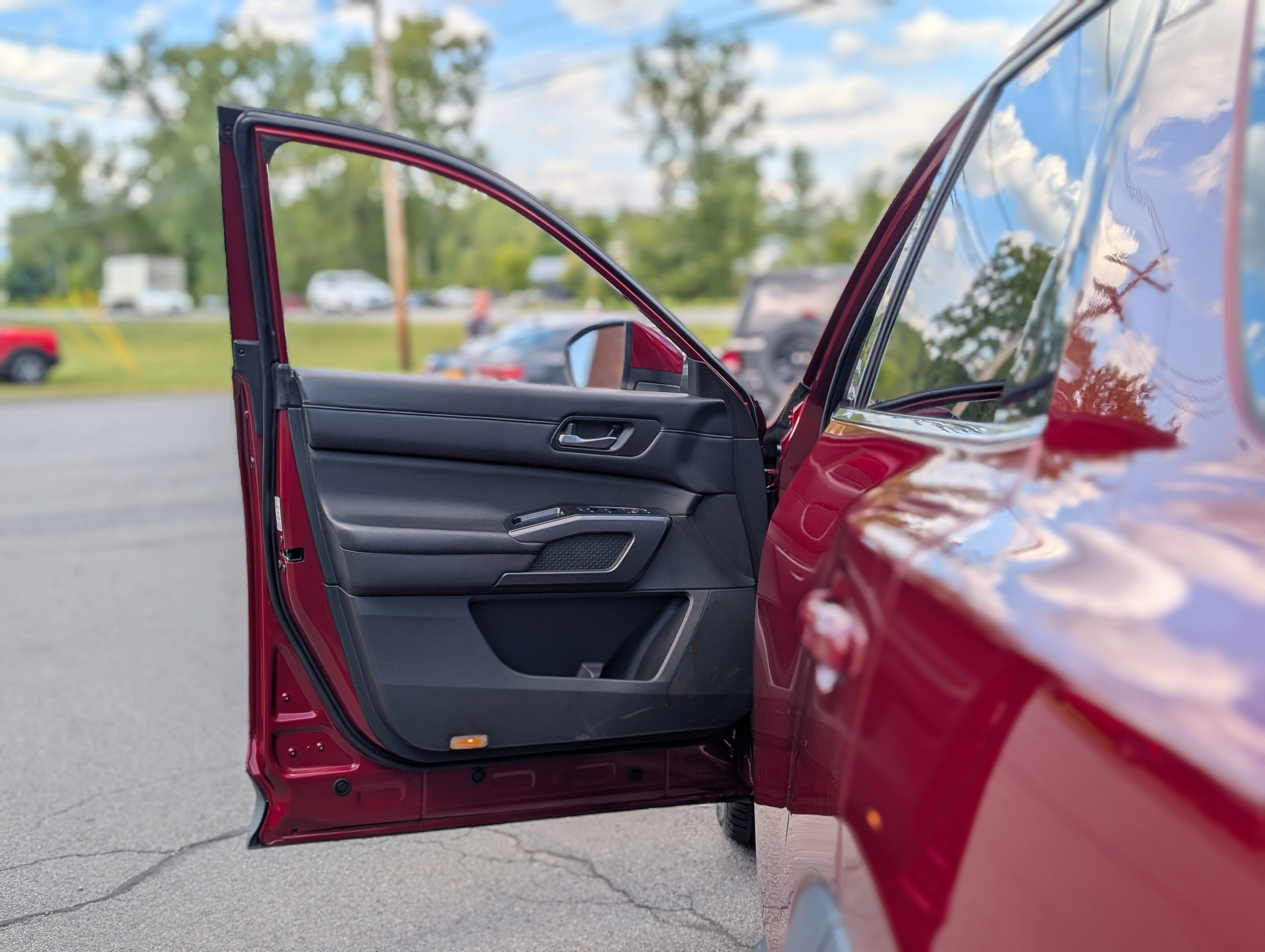 Used 2022 Nissan Pathfinder SL image 29