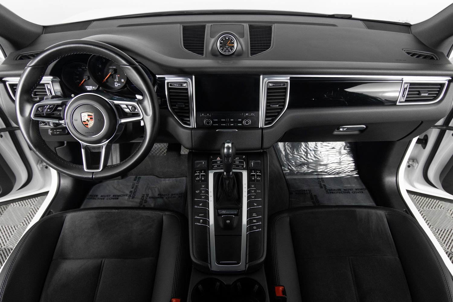 Used 2018 Porsche Macan Sport Edition image 37