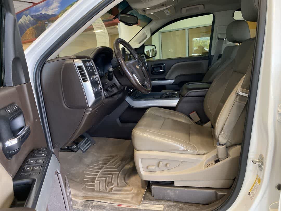 Used 2014 Chevrolet Silverado 1500 LTZ Z71 w/ LTZ Plus Package AWD/4WD image 22